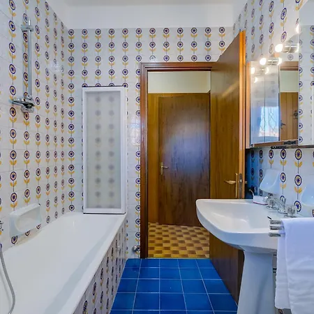 Nicoletta's View - Happy شقة ستريزا