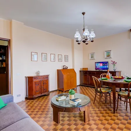 Nicoletta's View - Happy شقة *