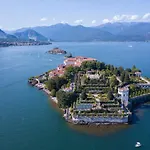 Nicoletta's View - Happy 斯特雷萨